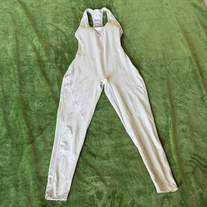 Chic light gray Sleeveless sport Jumpsuit excellent condition